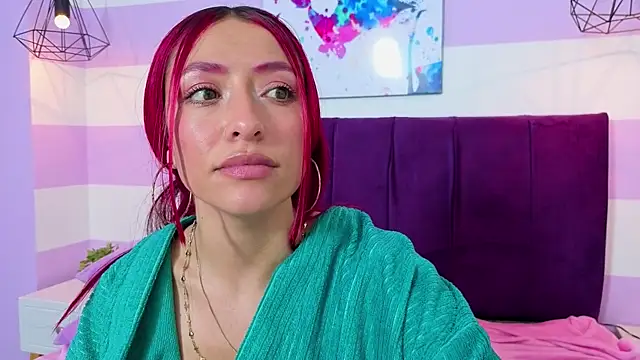 Scarlett__bell