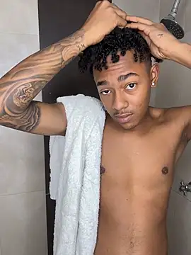 Boy_cock18 webcam