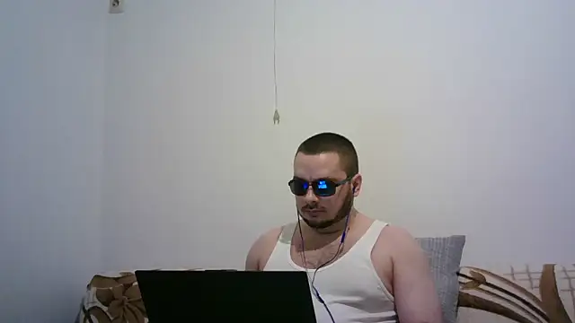 Black_Scorpion91 webcam
