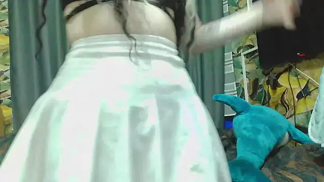 SweetBladee webcam