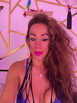 YOURSDEBORA webcam
