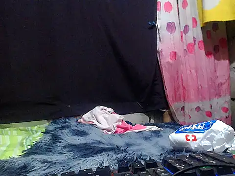 AwesomeMistress_Bigcock webcam