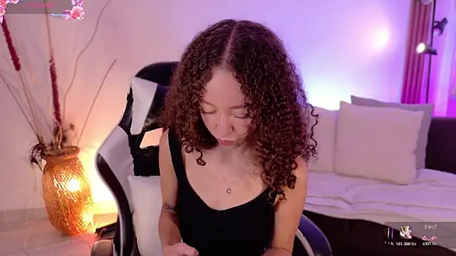 ChloeMoreti webcam