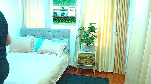 sasi_luna webcam