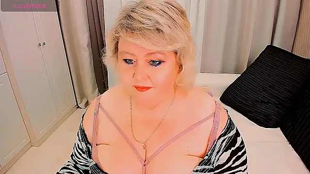 BIGTITSBBW