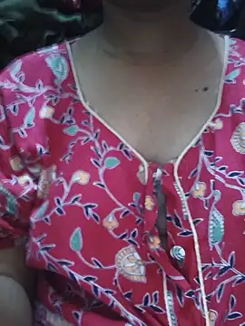 Shivani-tiwari webcam