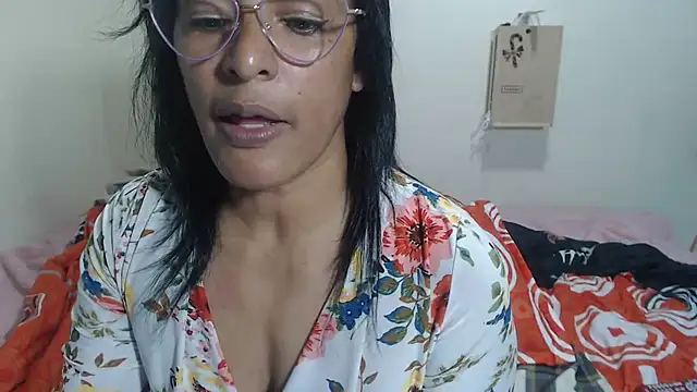 kateleyagrey webcam