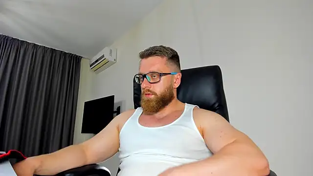 findom_guy (M young) - hard cock