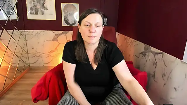 KellyPerfection webcam