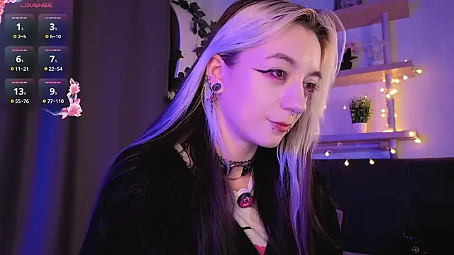 TristaRoht webcam