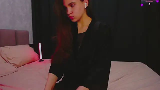 HolySinner83 webcam