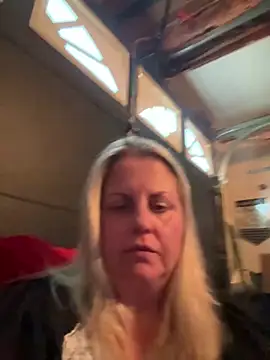 Milfshaker50 webcam