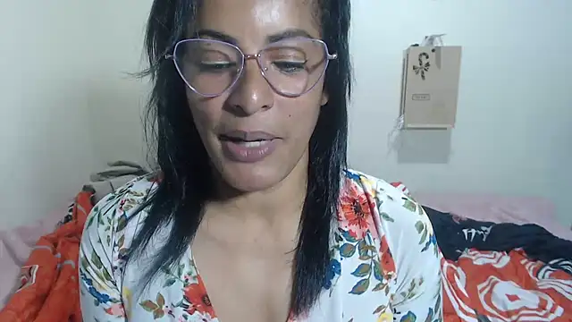 kateleyagrey webcam