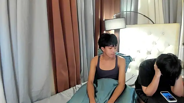 davincihugecock live sex cam