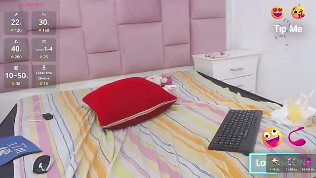 AprilyCrystal2 webcam