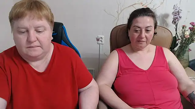 Lindy-Jeanie webcam