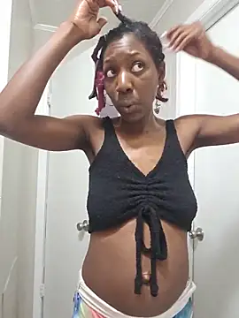 oliviaprettypussy live sex cam