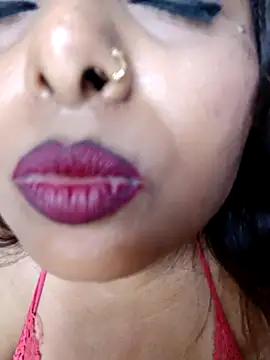 Sexyhina321 webcam