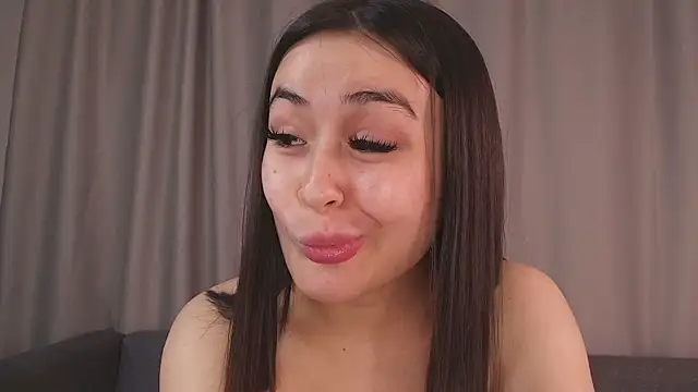 YourloveKetrin webcam