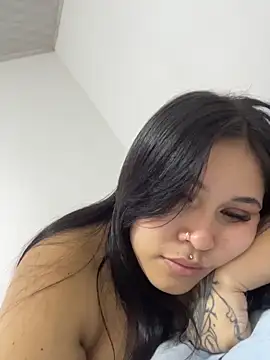 LunnaMoretti webcam