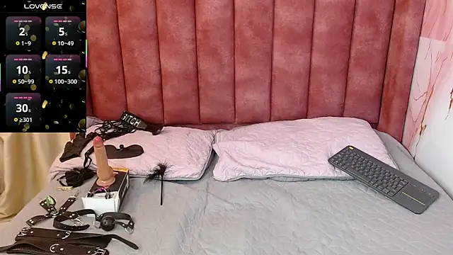 hilaryythompson webcam