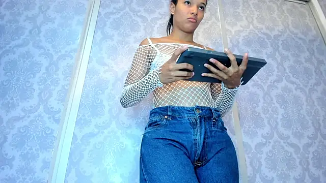 tasty_desires_ webcam