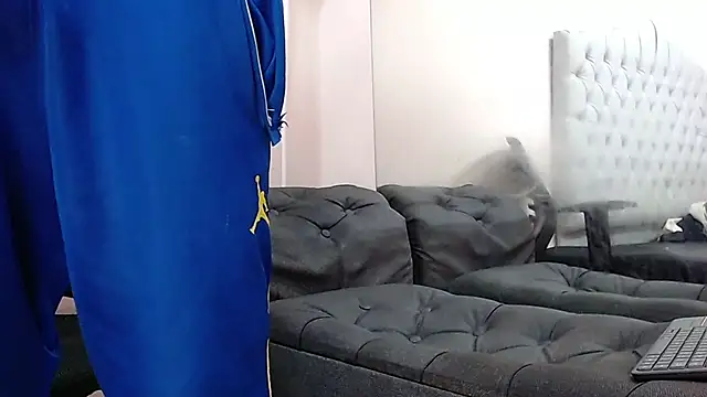 Robert_Kingg webcam
