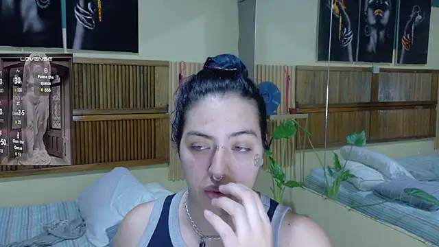 Eli666uwu webcam