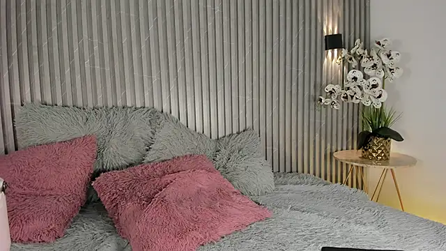 SHANONCLARK webcam