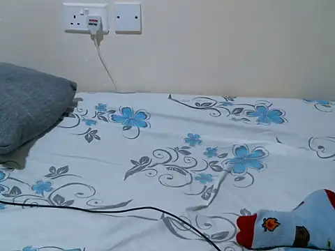 kinky_nymo webcam