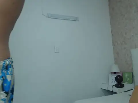 Dominic_Blaze webcam