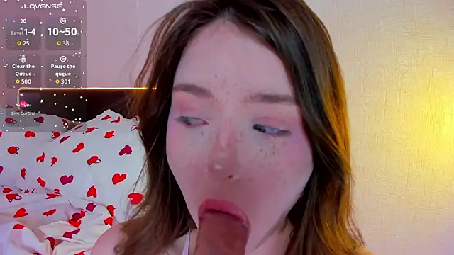lexxxxxxi webcam