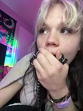 Cutiepiespanks webcam
