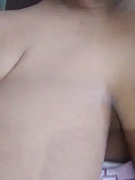 bigtitssxx webcam