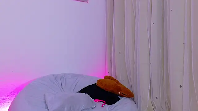 AlynAllen webcam