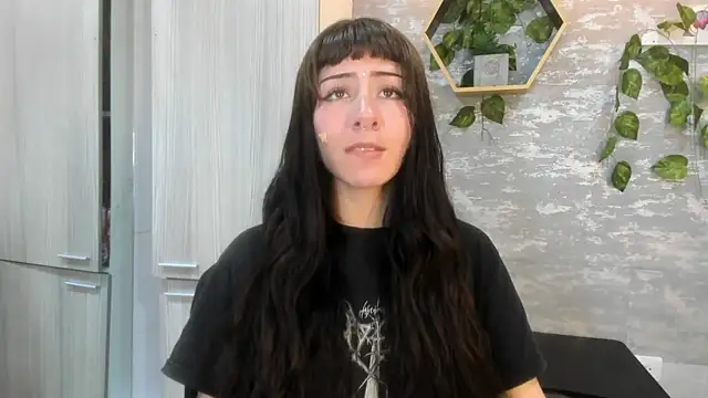 Mhelanny2 webcam
