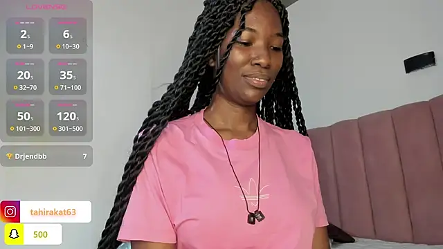 Tahira_21_ webcam