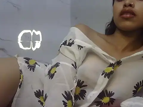 LAVISH_BEST webcam