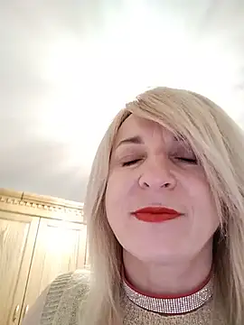 AhlyssaLove1155 webcam