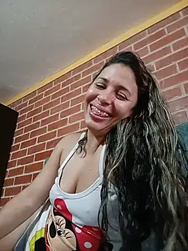 kiki_milu webcam