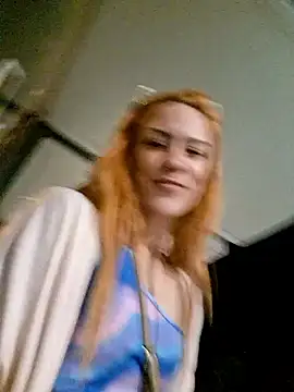 SlimBellaOfficial webcam
