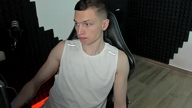 More_than_friend webcam