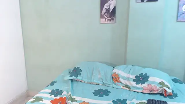 adara_valentina webcam