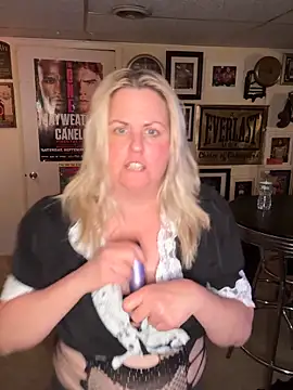 Milfshaker50 webcam