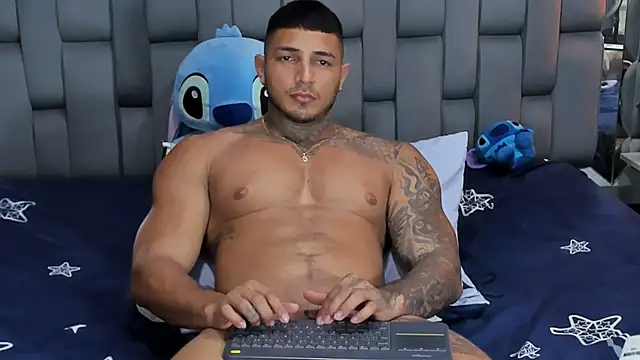 JackMclain webcam