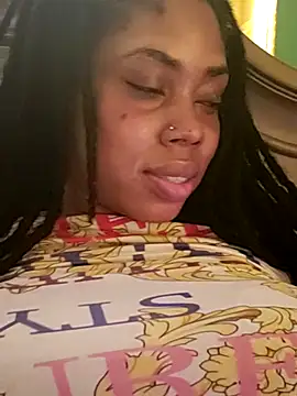 HONEYSWEETS_LIVE webcam