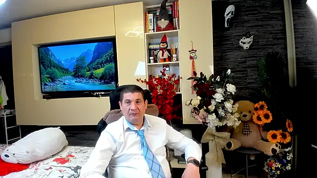 SpartacusDaddy48 webcam