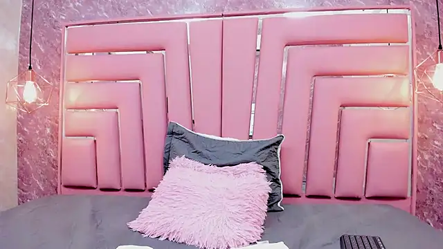 Luu_Adams webcam