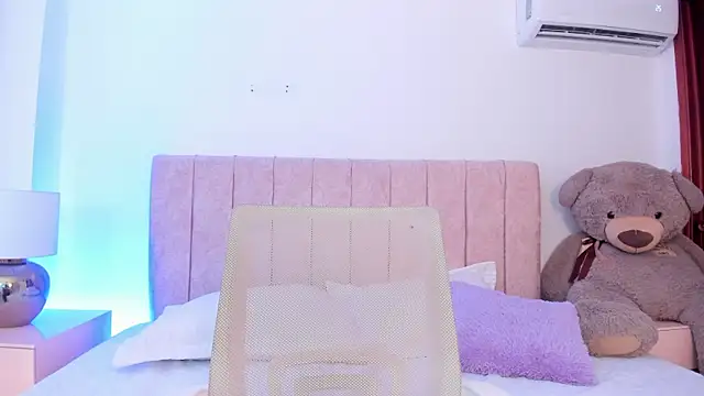 MiaFire__ webcam