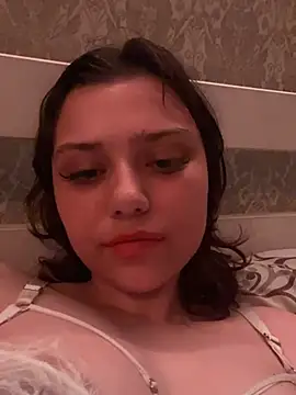 Yuna_Gasai webcam